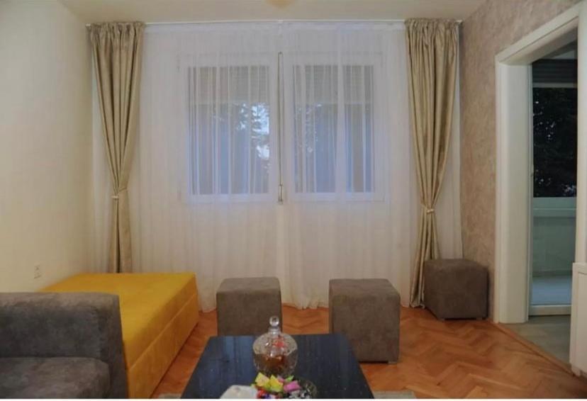 Apartman Oaza Nikšić Exteriör bild