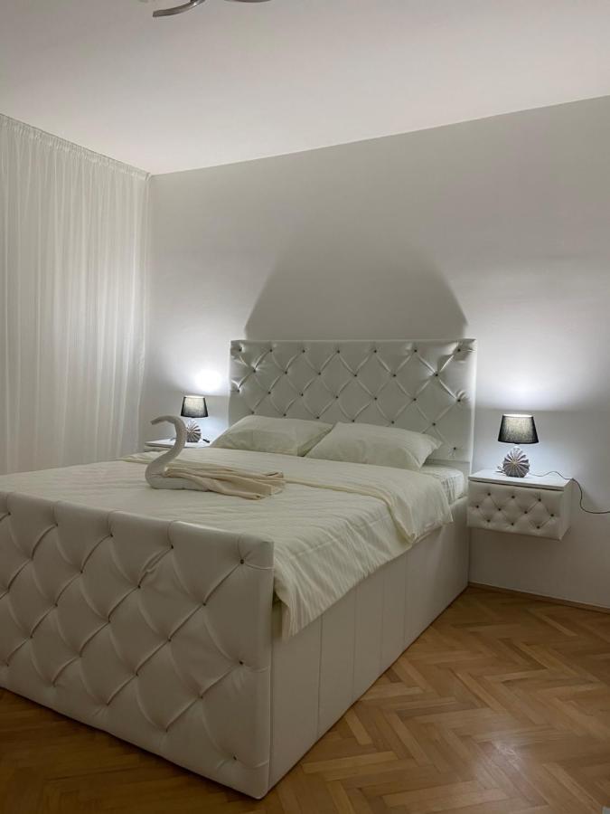 Apartman Oaza Nikšić Exteriör bild